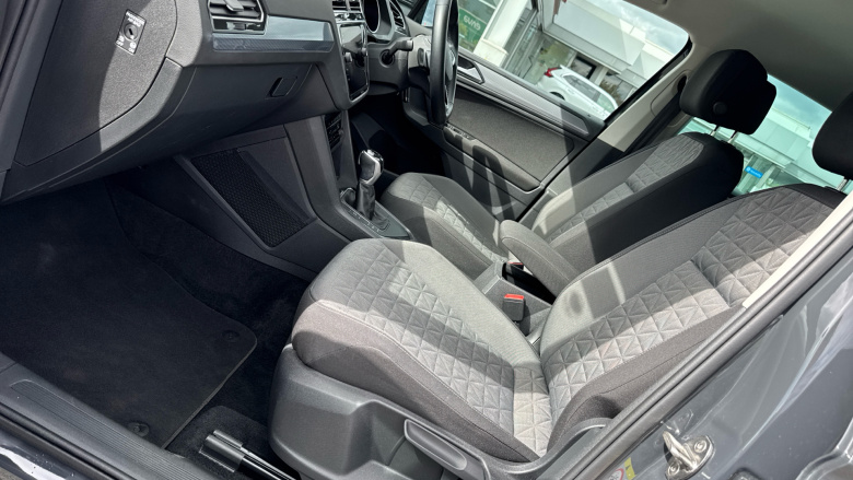 Volkswagen Tiguan 1.5 TSI 150 Life 5dr DSG Petrol Estate